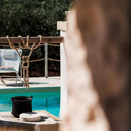 Helloapulia - Authentic Trulli Petricore With Private And Pool Villa *