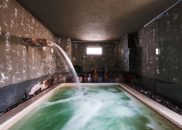 Helloapulia - Authentic Trulli Petricore With Private And Pool