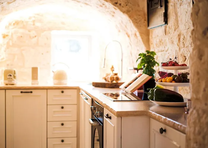 Villa Helloapulia - Authentic Trulli Petricore With Private And Pool Monopoli